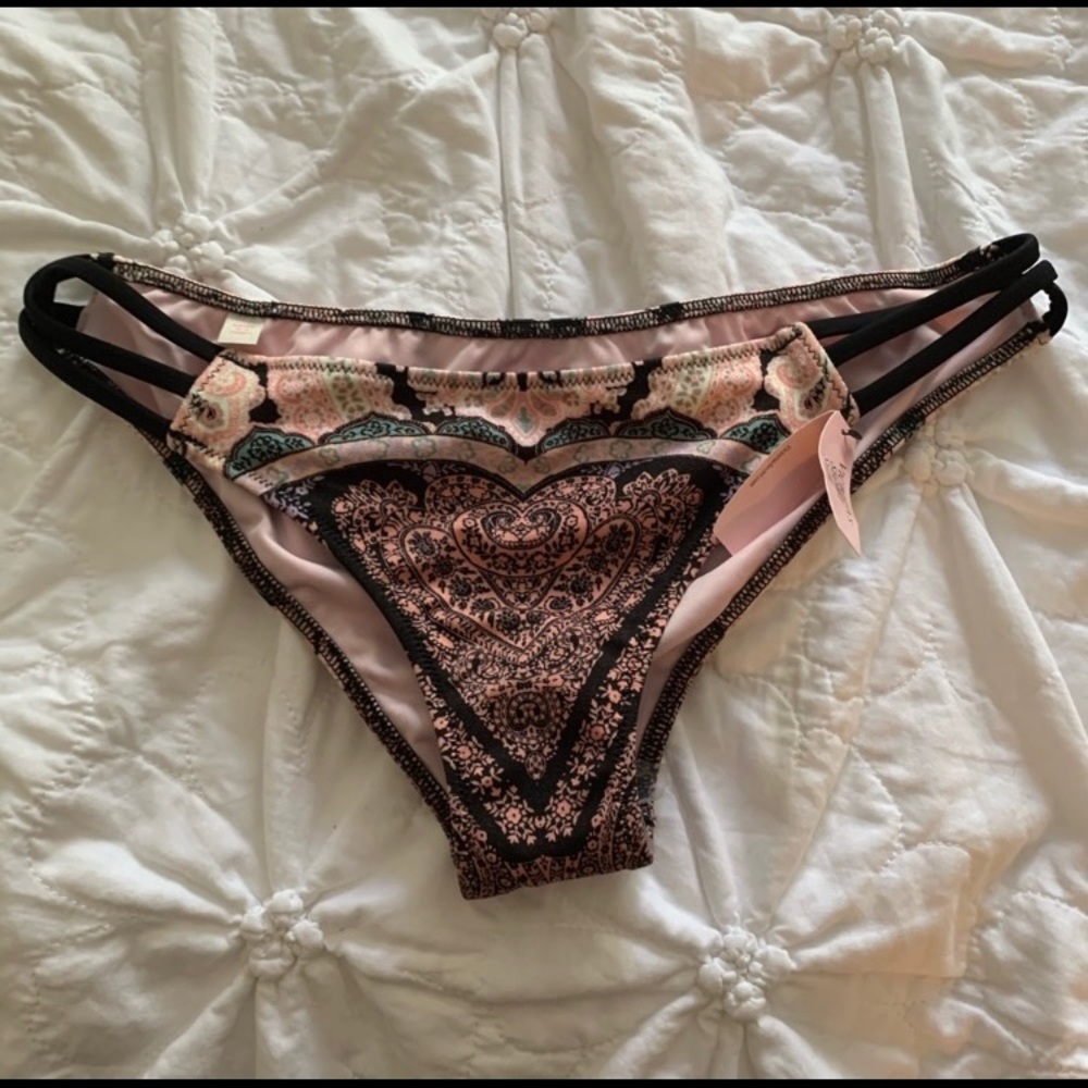 Victoria’s Secret bikini bottoms